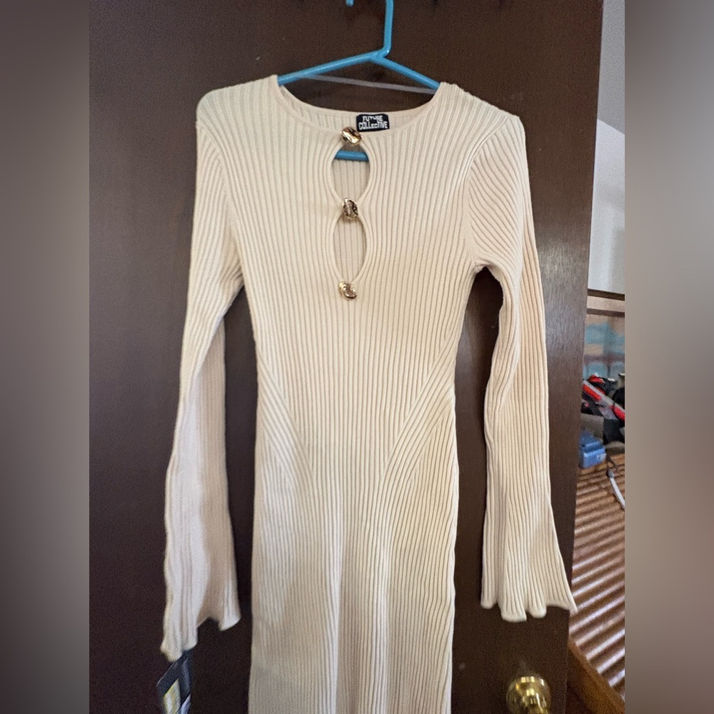 Ribbed Long-Sleeve Midi Dress with Keyhole Ring Detail - Cream future collective